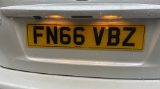 Toyota Yaris 1.33 VVT-i Design 5dr Petrol Hatchback